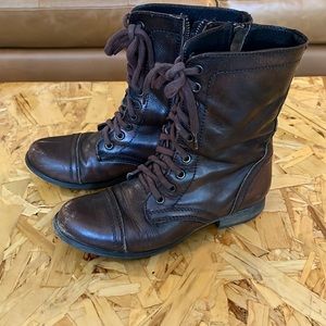 Steve Madden leather boots 7.5